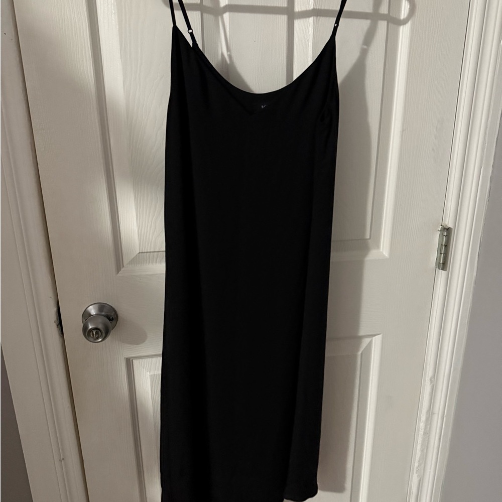 Babaton Classic Black V-Neck Dress